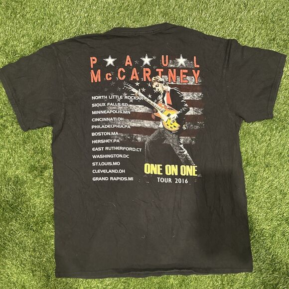 Paul McCartney 2016 One On One Tour Black T Shirt Concert Men’s Size Large Y2K - Picture 8 of 9